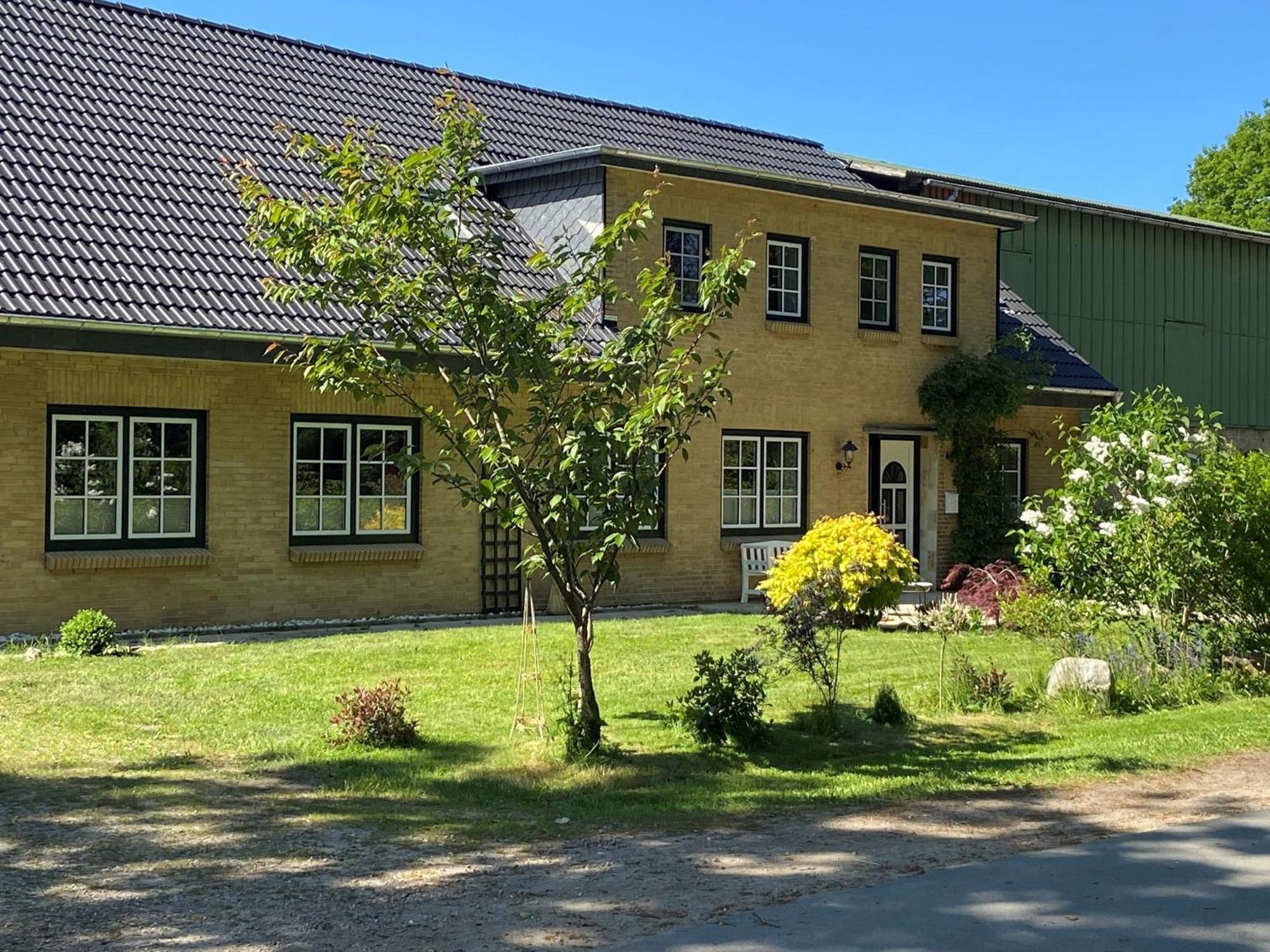 Ferienwohnung Reitanlage Bärenz Selk Exterior foto